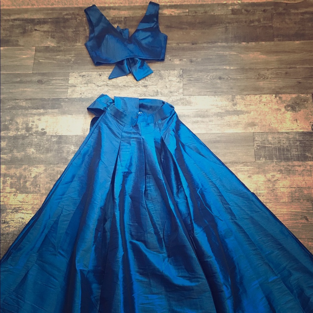 Formal Royal blue two piece skirt set